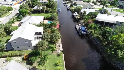 2636 Bayview Dr, Naples, FL 34112 photo 30