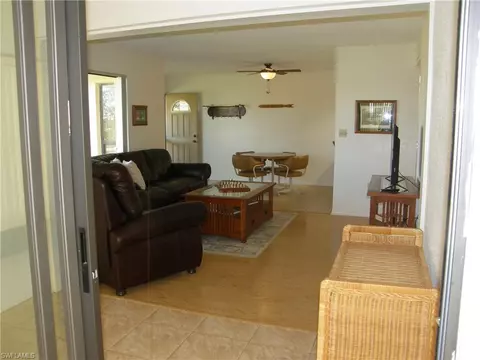 1069 Villa Dr #B202, Labelle, FL 33935 photo 8