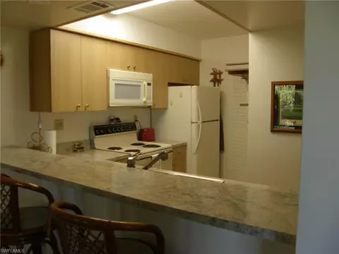1069 Villa Dr #B202, Labelle, FL 33935 photo 9
