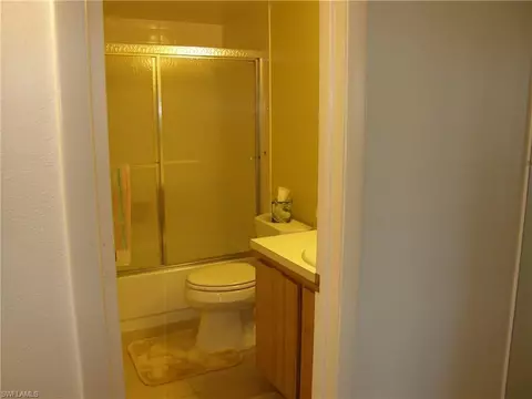 1069 Villa Dr #B202, Labelle, FL 33935 photo 12