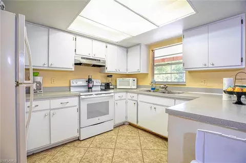 144 Flame Vine Dr, Naples, FL 34110 photo 7
