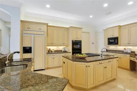 2050 Kingfish Rd, Naples, FL 34102 photo 20