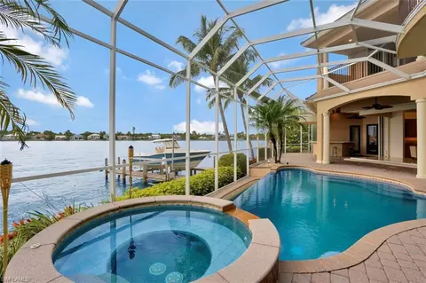 2050 Kingfish Rd, Naples, FL 34102 photo 7