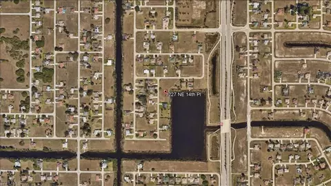 1227 NE 14th Pl, Cape Coral, FL 33909
