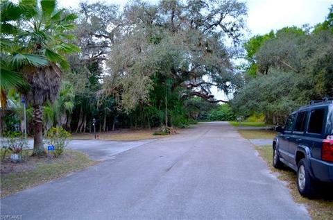 438 7th Ave, Labelle, FL 33935 photo 5
