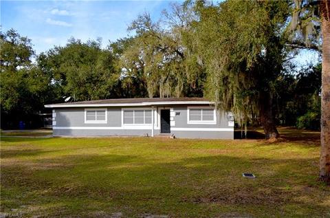 438 7th Ave, Labelle, FL 33935 photo 2