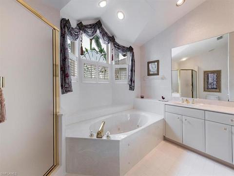 549 Eagle Creek Dr, Naples, FL 34113 photo 12