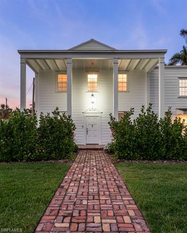215 10th Ave S, Naples, FL 34102 photo 1
