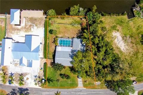 2347 Harbor Rd, Naples, FL 34104 photo 1