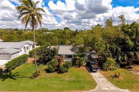 2347 Harbor Rd, Naples, FL 34104 photo 4