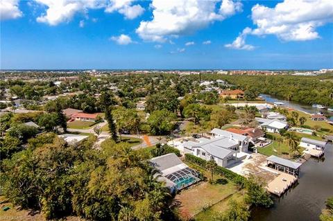 2347 Harbor Rd, Naples, FL 34104 photo 9