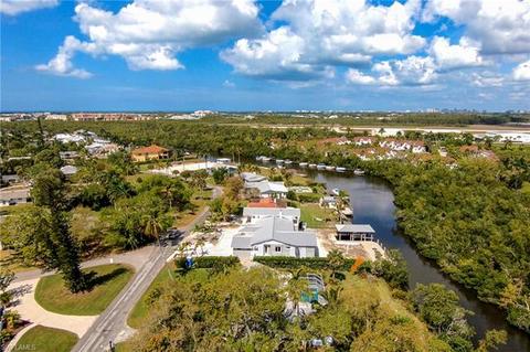 2347 Harbor Rd, Naples, FL 34104 photo 10