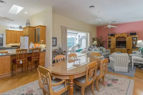 90 7th Ave S, Naples, FL 34102 photo 3
