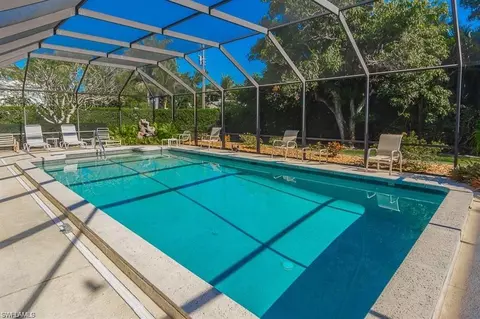 90 7th Ave S, Naples, FL 34102 photo 2