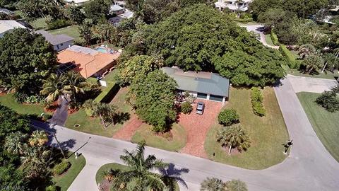 1587 Mandarin Rd, Naples, FL 34102 photo 7