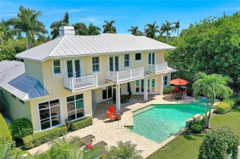 620 Harbour Dr, Naples, FL 34103 photo 1