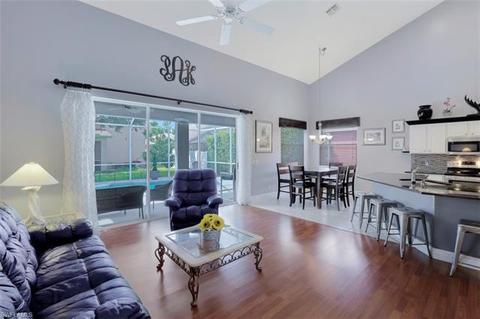 84 Burnt Pine Dr, Naples, FL 34119 photo 4