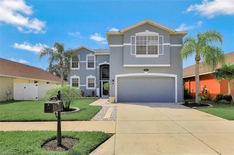 84 Burnt Pine Dr, Naples, FL 34119 photo 1