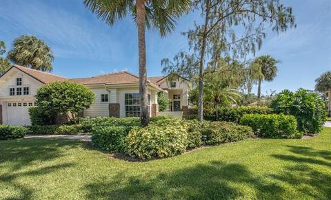 769 Glendevon Dr, Naples, FL 34105 photo 1
