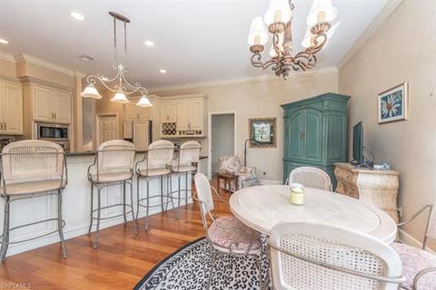 769 Glendevon Dr, Naples, FL 34105 photo 5