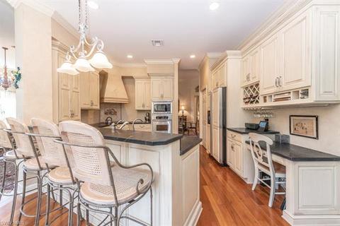 769 Glendevon Dr, Naples, FL 34105 photo 3