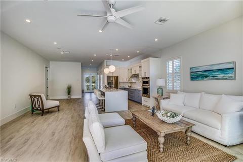596 111th Ave N, Naples, FL 34108 photo 5