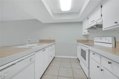148 Cypress Way E #8, Naples, FL 34110 photo 2