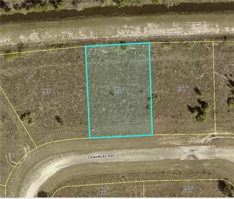 762 Cashmere Ave, Lehigh Acres, FL 33974