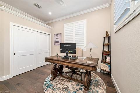 401 Mallory Ct, Naples, FL 34110 photo 19