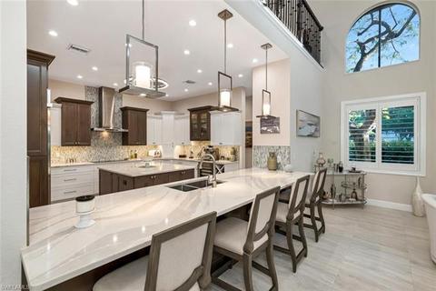 401 Mallory Ct, Naples, FL 34110 photo 3