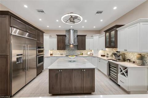 401 Mallory Ct, Naples, FL 34110 photo 4