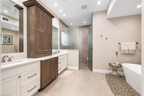 401 Mallory Ct, Naples, FL 34110 photo 10