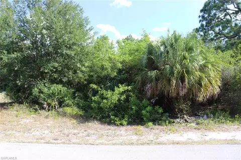 4244 E 24th St, Alva, FL 33920 photo 8