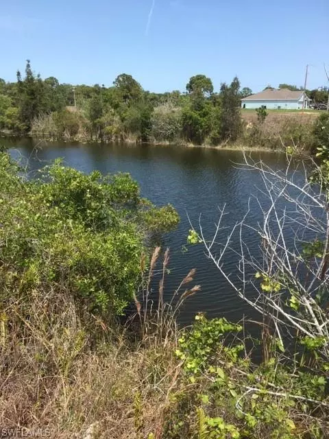 2941 NW 25th Ln, Cape Coral, FL 33993