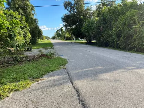 East Of Windsor On Boulevard Street, Bonita Springs, FL 34134
