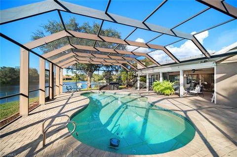 153 Oakwood Dr Naples Fl 34110 30 Photos Mls 221085128 Movoto