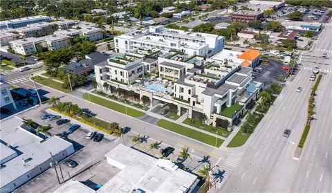 82 9th St S #201, Naples, FL 34102 photo 3