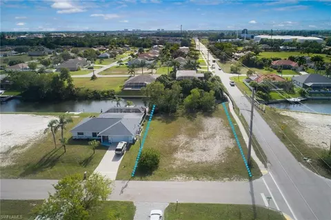 1926 SW 30th Ter, Cape Coral, FL 33914