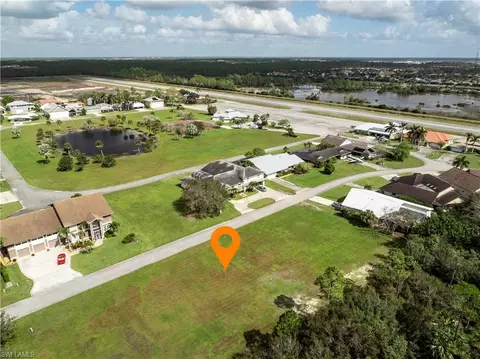 4073 Skyway Dr Lot #32, Naples, FL 34112