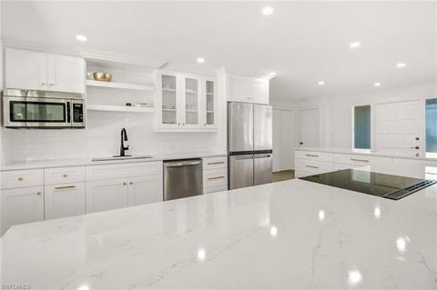 4901 Devon Cir, Naples, FL 34112 photo 10