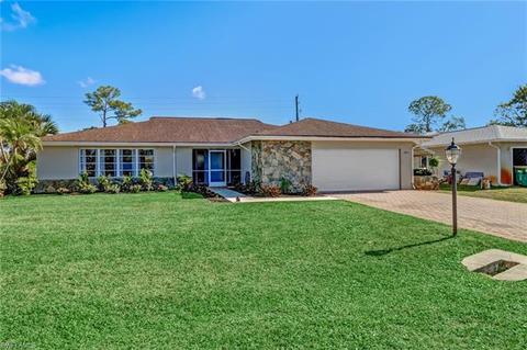 4901 Devon Cir, Naples, FL 34112 photo 1