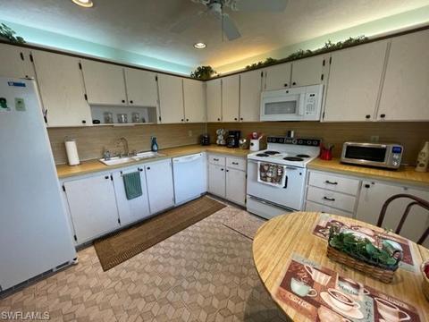267 Memory Ln #2, Naples, FL 34112 photo 6