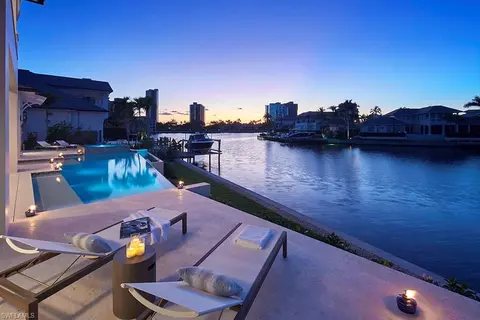 351 Neapolitan Way, Naples, FL 34103