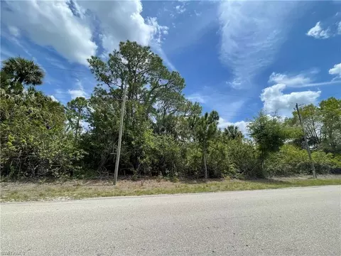 6030 Stratton Rd, Fort Myers, FL 33905