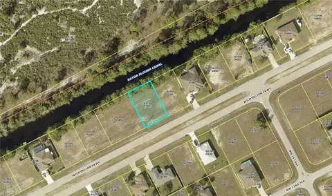 203 Wilmington Pkwy, Cape Coral, FL 33993