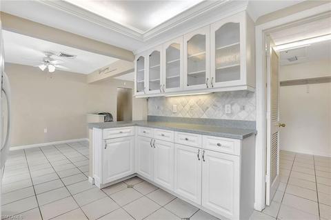 4656 Capri Dr, Naples, FL 34103 photo 6