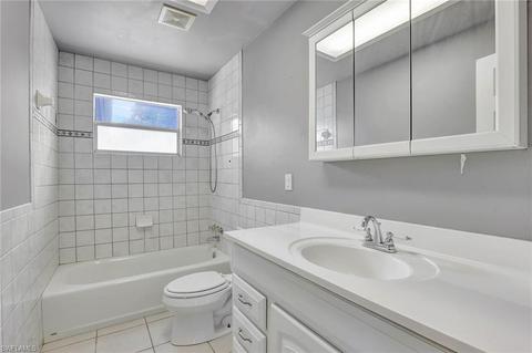 4656 Capri Dr, Naples, FL 34103 photo 12