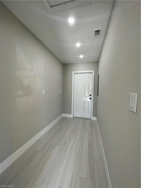 900 Coconut Cir E, Naples, FL 34104 photo 7
