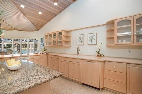 210 Bay Pt, Naples, FL 34103 photo 10