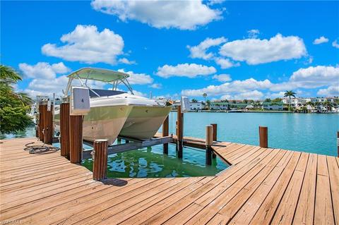 210 Bay Pt, Naples, FL 34103 photo 31